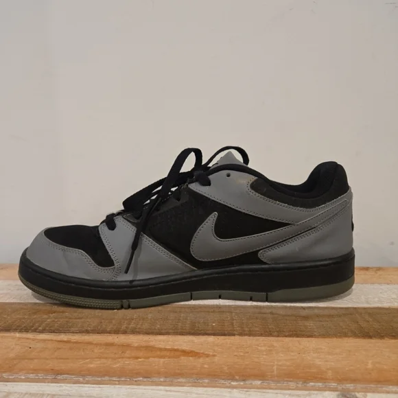 Nike Air Prestige IV Black & Gray Mens Size 12 488428-002 Shoes Athletic Sneaker - Picture 3 of 9